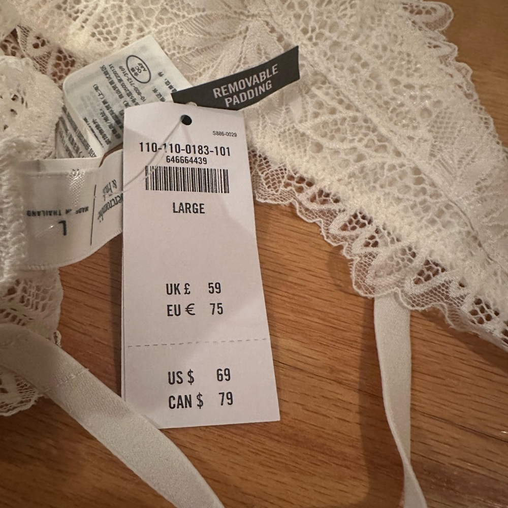 Abercrombie & Fitch Lace White Bodysuit Size Large - Picture 4 of 6